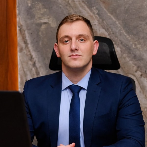 Madhier Kaue Kur Walter