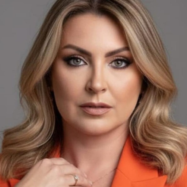 Rossana da Costa Barth